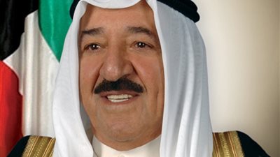 أمير الكويت: نأمل في التوصل لحل للأزمة اليمنية