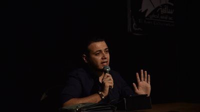 محمد غازى يُبدع مع الشعر الرومانسى بساقية الصاوى.. (صور)