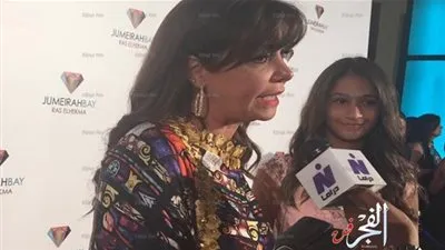 لقاء سويدان وابنتها في حفل 