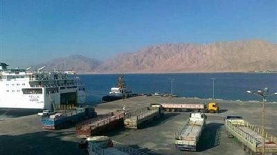 1199 راكبا يغادرون ميناء سفاجا وتداول 218 شاحنة