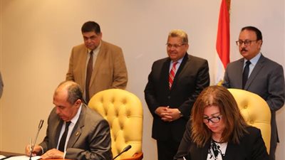 تعاون بين وزارتي الاتصالات والتعليم العالي لتطوير منظومة التدريب والتعليم