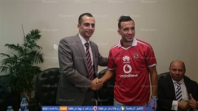 تفاصيل محاولة الزمالك لخطف ظهير الصفاقسي قبل الأهلي