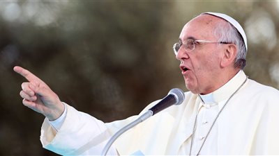 رد قوي من بابا الفاتيكان على ذبح كاهن بكنيسة شمالي فرنسا 
