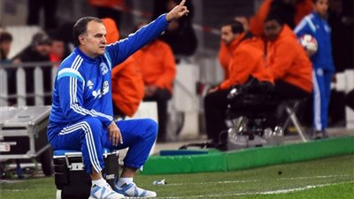 بيلسا يقترب من قيادة الأرجنتين   