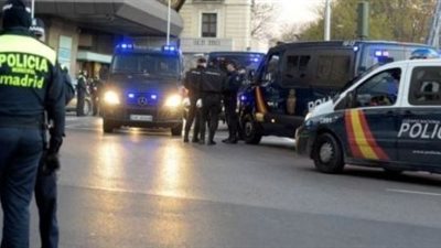 الشرطة الاسبانية تعتقل مغربيين على علاقة بتنظيم 