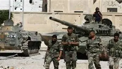 الجيش السوري يقول إنه قطع كل طرق الإمداد إلى شرق حلب