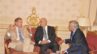 وفد بريطاني يزور مجلس النواب ويلتقى 