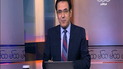 خيري رمضان يكشف مصير الدولار بعد إعلان الحكومة الاقتراض من الخارج