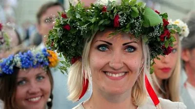  من الأطول على مستوى العالم .. رجال هولندا ام نساء لاتفيا؟    