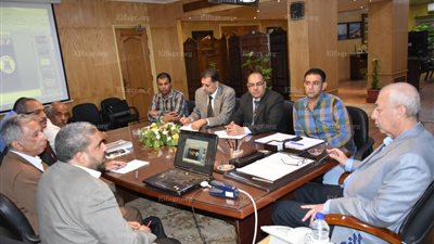 محافظ أسوان يناقش مشروع مخطط مدينتي الرديسية والبصيلية (فيديو وصور)