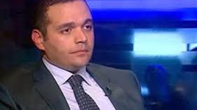 خبير اقتصادي: المجموعة الاقتصادية بحاجة لإعادة نظر من قبل الرئاسة