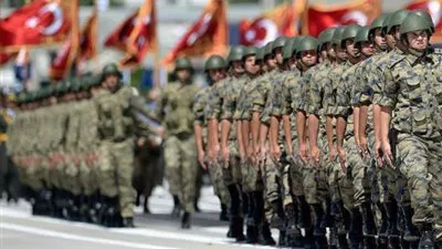 المجلس الأعلى العسكري في تركيا يقرر بقاء رئيس هيئة الأركان في منصبه