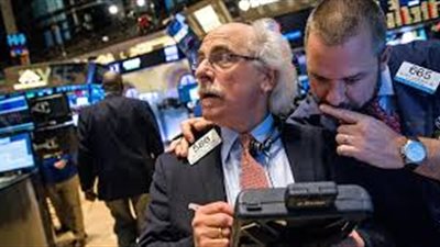 الأسهم الأمريكية تغلق على ارتفاع طفيف