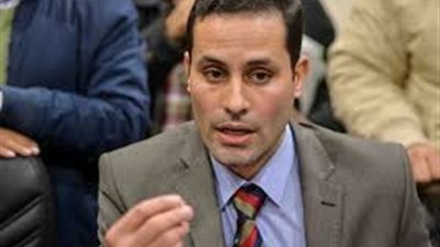 غضب برلماني من 