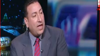 نقيب الصيادلة: طالبنا الحكومة بتبني قرار لتنظيم سحب الأدوية منتهية الصلاحية (فيديو)