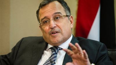 دبلوماسي سابق: فرص هيلاري كلينتون في الفوز بالرئاسة الأمريكية أكبر من 