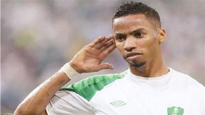 الأهلي يحاول تجديد عقد 