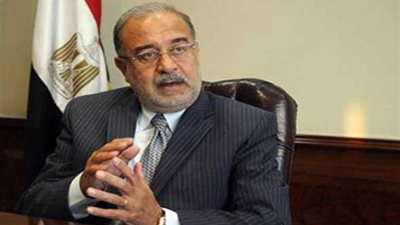 رئيس الوزراء يستعرض مشاريع قوانين بناء الكنائس والقومي لحقوق الانسان