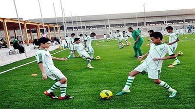 مدرسة الكرة بالمصري تواصل استقبال البراعم بالضواحي