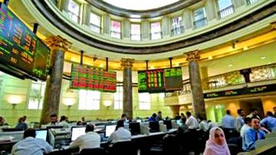 تعاملات المصريين والأجانب تكبد 