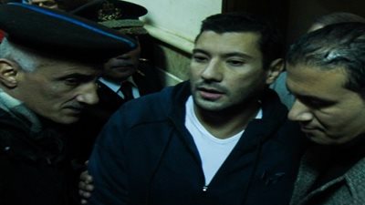 تفاصيل جلسة إصدار حكم نهائي بحبس 