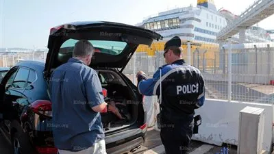 فرنسا: ذعر بميناء مارسيليا بعد انفجار ذخيرة من الحرب العالمية الثانية