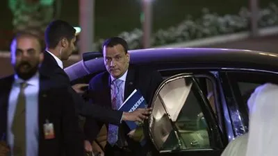 رئيس الوفد الحوثي: ولد الشيخ لم يسلمنا أي رؤية للحل