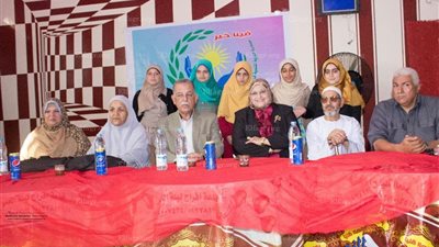 تكريم اوائل الثانوية والاعدادية بمدينة الشهداء بمشاركة كبار المسؤولين.. (صور)