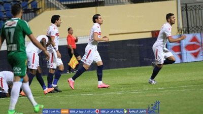 إبراهيم عبدالخالق يجدد تعاقده مع الزمالك 