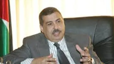 وزير العمل الأردني: العامل الوافد يجب أن يحترم البلد التي يوجد فيها