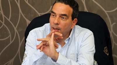 المصريين الأحرار: قرض 