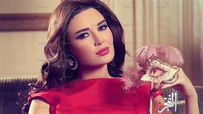 سيرين عبد النور بفستان مثير في حفل عيد ميلاد أحد أصدقائها (صور)