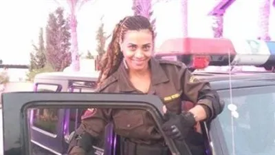 حارسة خاصة ترغب في حماية 