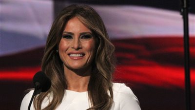 صور عارية لـ