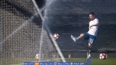 باوزا مدرب الأرجنتين متفائل بعودة ميسي