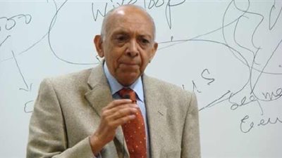 محمد غنيم ينعي وفاة أحمد زويل