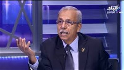 خبير استراتيجي يطالب 