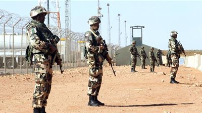 الجزائر تستنفر قواتها على حدودها مع ليبيا