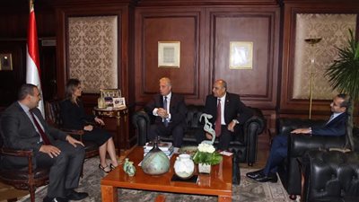 وزيرة التعاون تبحث مع محافظ جنوب سيناء سبل تنفيذ مشروعات التنمية بالمحافظة