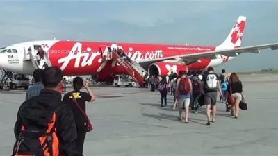 عاجل.. إخلاء طائرة ماليزية قبل الإقلاع بسبب 