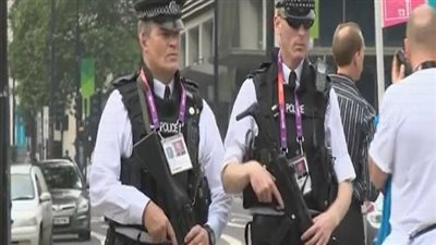 بريطانيا تنشر 600 شرطي مسلح اضافي لمواجهة أي تهديد ارهابي