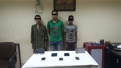ضبط تشكيل عصابي لسرقة الهواتف المحمولة في المنيا