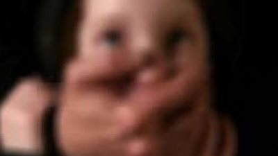 عامل يغتصب شقيقة زوجته وابنة خالتها على مدار عام في بني سويف