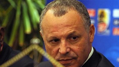 خلاف في قائمة 