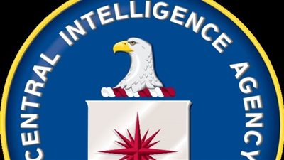 التحقيق مع أميركي اتهم 