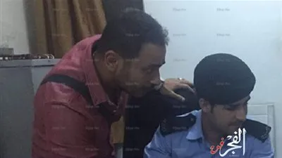 الصور الأولي لاحتجاز الفنان محمد نجاتي في مطار عمان