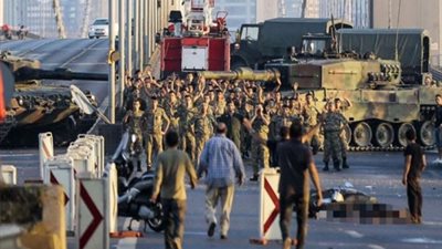 اعتراف طيار تركي بقصف مبنى البرلمان ليلة محاولة الانقلاب