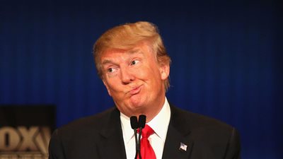 استطلاع رأي: دولة وحيدة في العالم تفضل ترامب على كلينتون 