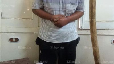 أهالى أبوكبير يهدمون منزل المتهم باختطاف طفل وقتله ..(فيديو)