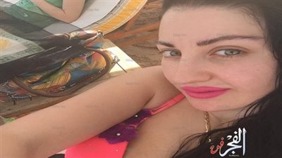 صافيناز تستعرض مهاراتها البدنية في عرض البحر (صورة)